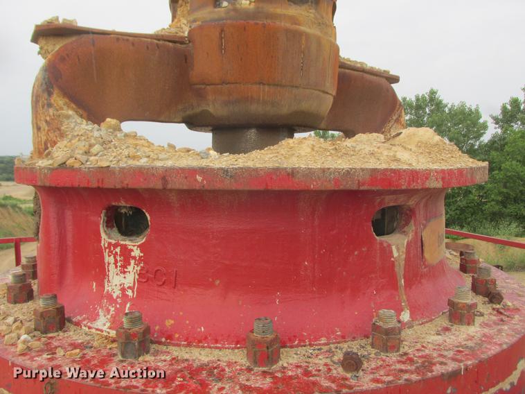 image for item DA8259 1988 Boliden Allis 600 cone crusher