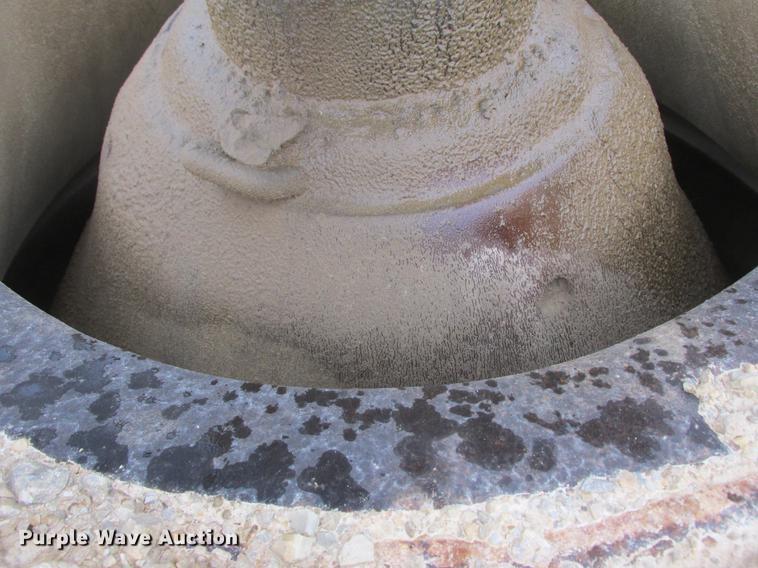 image for item DA8259 1988 Boliden Allis 600 cone crusher