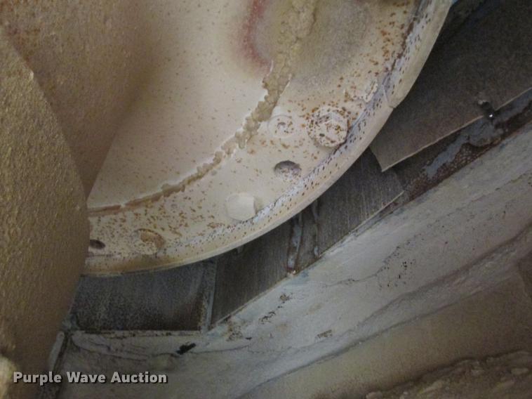 image for item DA8259 1988 Boliden Allis 600 cone crusher