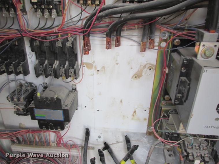 image for item DA8259 1988 Boliden Allis 600 cone crusher