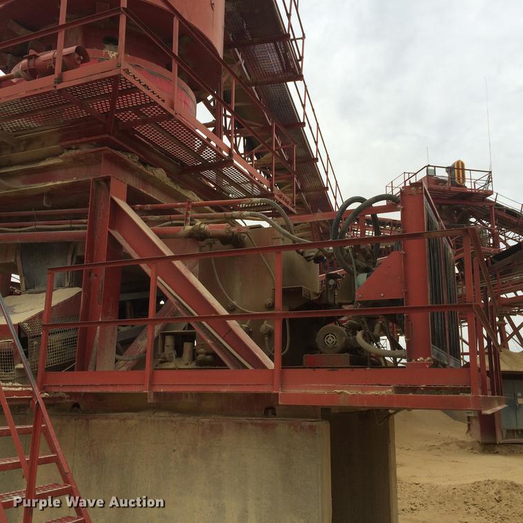 image for item DA8259 1988 Boliden Allis 600 cone crusher