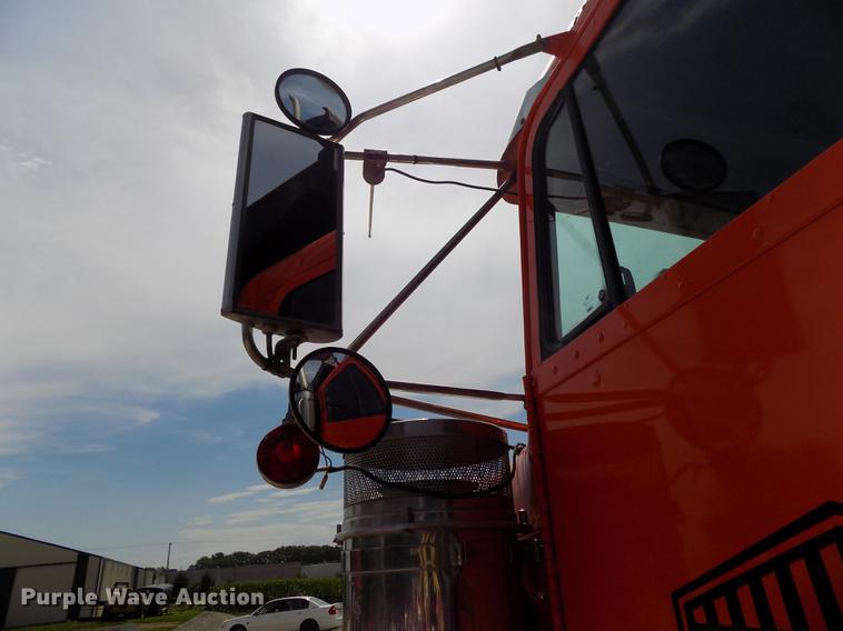 image for item DB8684 1997 Freightliner FLD120 Classic dump truck