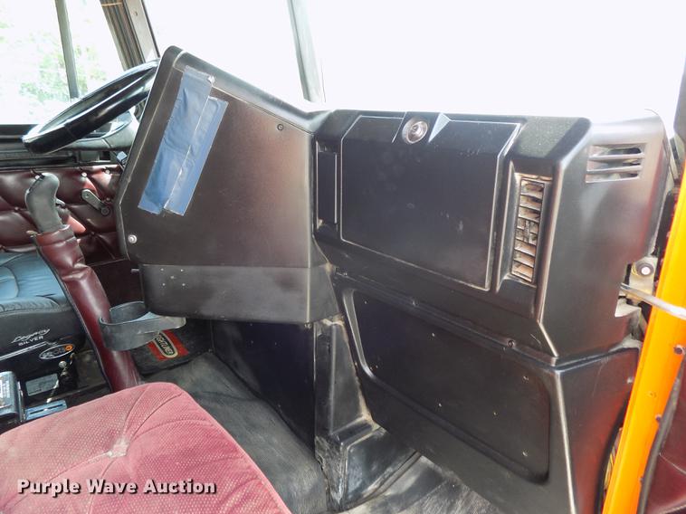 image for item DB8684 1997 Freightliner FLD120 Classic dump truck