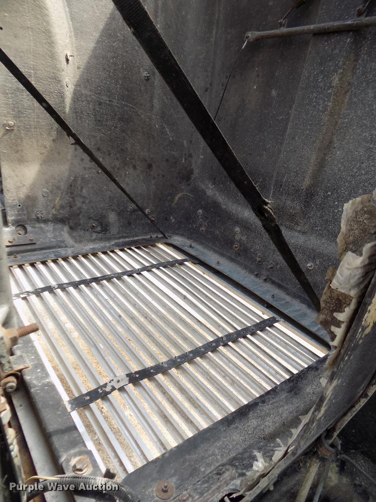 image for item DB8684 1997 Freightliner FLD120 Classic dump truck