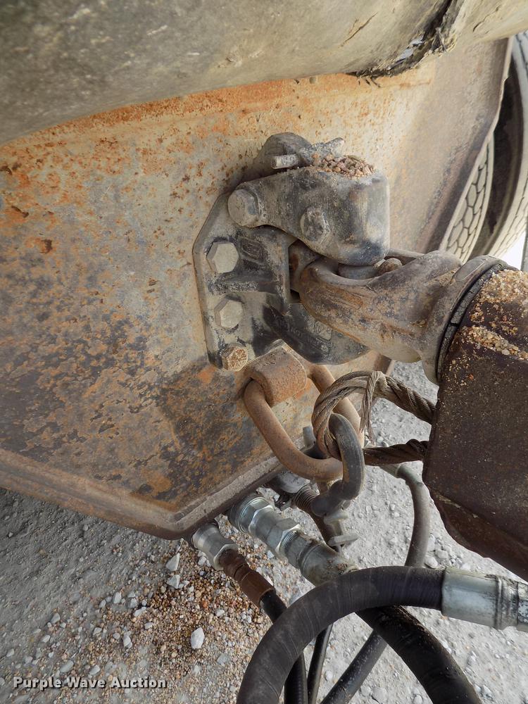 image for item DB8684 1997 Freightliner FLD120 Classic dump truck