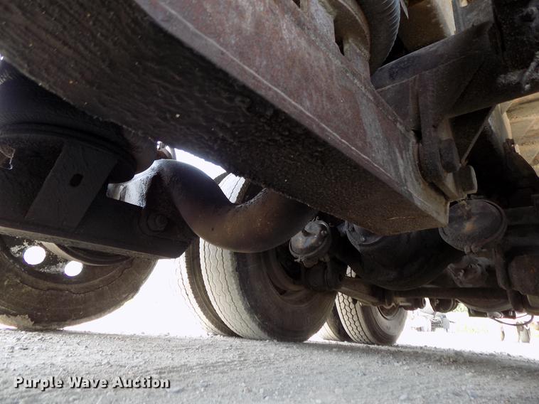 image for item DB8684 1997 Freightliner FLD120 Classic dump truck