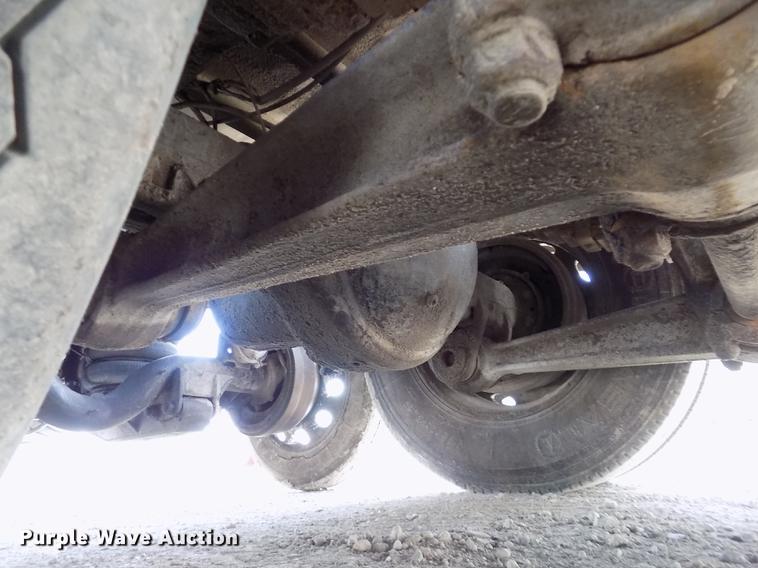 image for item DB8684 1997 Freightliner FLD120 Classic dump truck