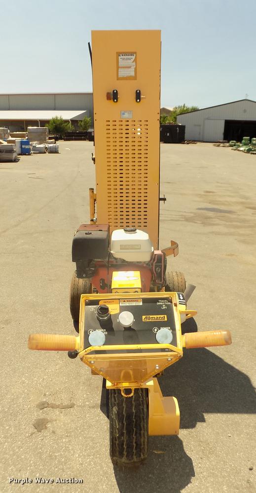 image for item DB8686 2011 Allmand EZ650 drop hammer and trailer