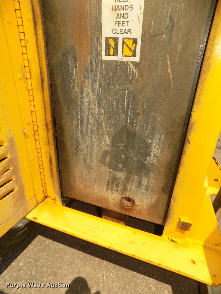 image for item DB8686 2011 Allmand EZ650 drop hammer and trailer