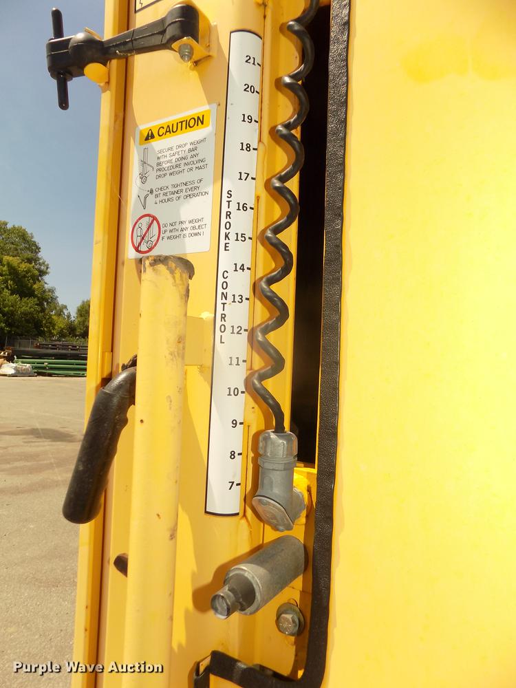 image for item DB8686 2011 Allmand EZ650 drop hammer and trailer