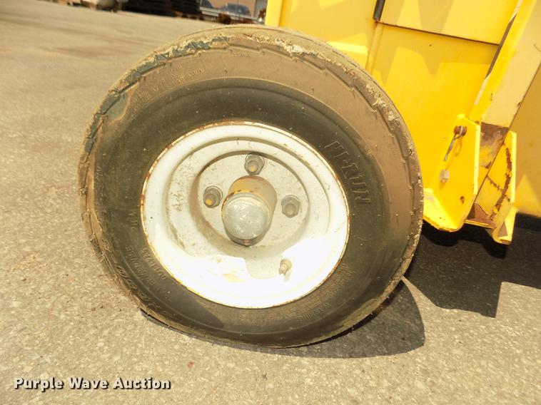 image for item DB8686 2011 Allmand EZ650 drop hammer and trailer