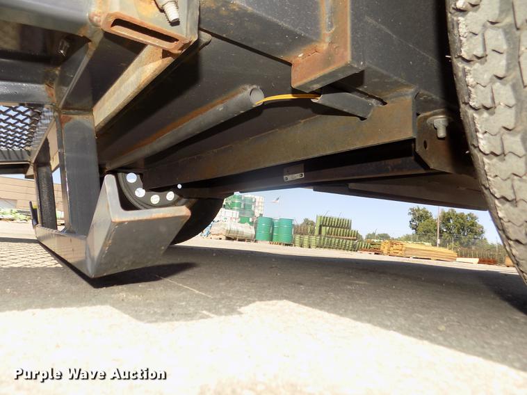 image for item DB8686 2011 Allmand EZ650 drop hammer and trailer