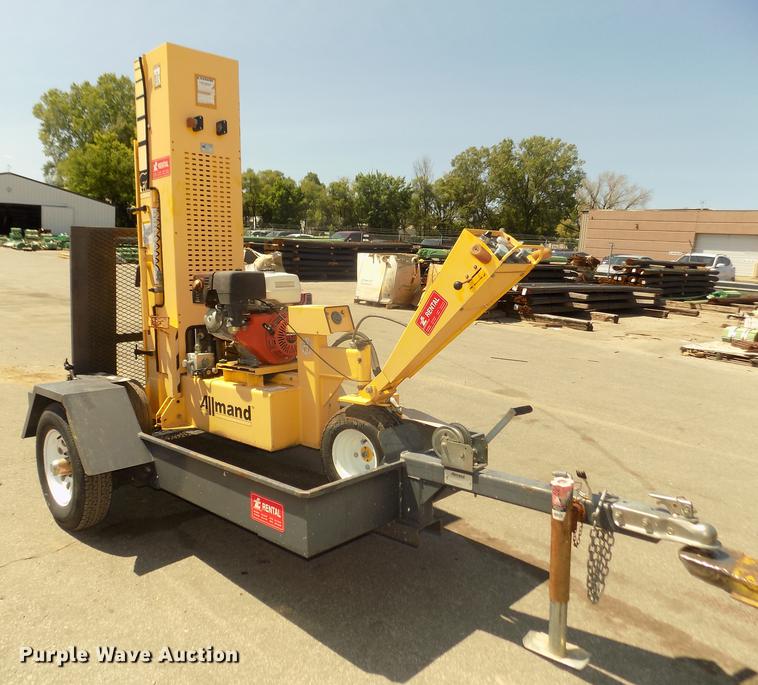 image for item DB8686 2011 Allmand EZ650 drop hammer and trailer