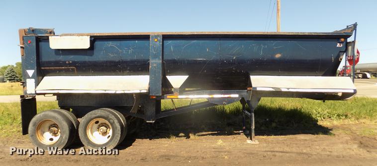 image for item DB8690 1999 Western STR26401 barrel bed end dump trailer