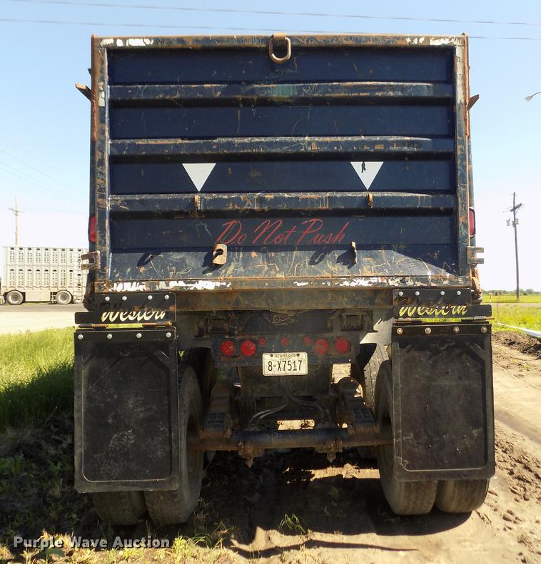 image for item DB8690 1999 Western STR26401 barrel bed end dump trailer