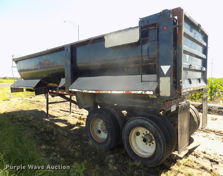 image for item DB8690 1999 Western STR26401 barrel bed end dump trailer