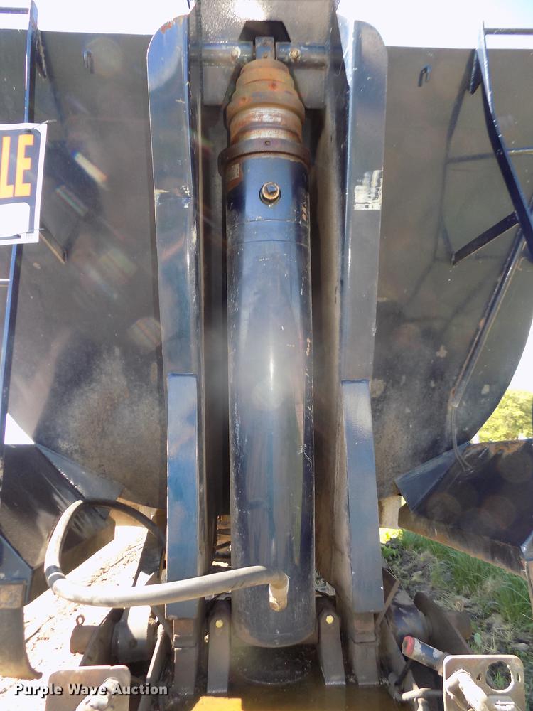 image for item DB8690 1999 Western STR26401 barrel bed end dump trailer