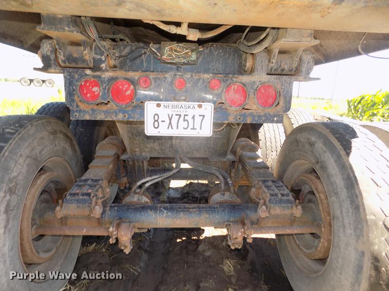 image for item DB8690 1999 Western STR26401 barrel bed end dump trailer