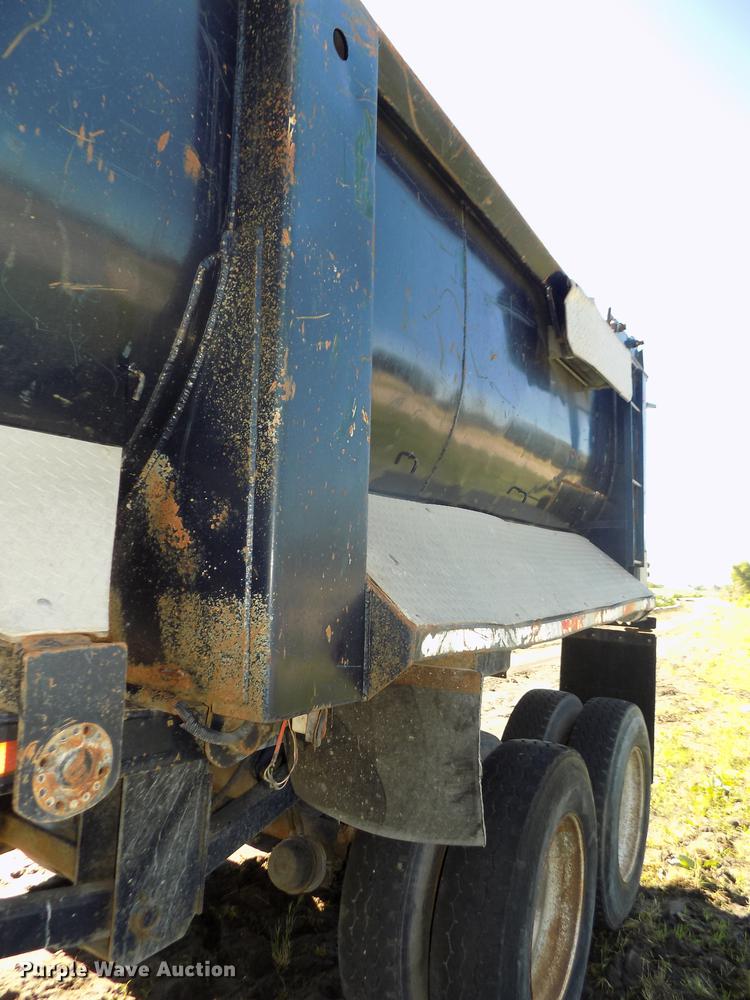 image for item DB8690 1999 Western STR26401 barrel bed end dump trailer