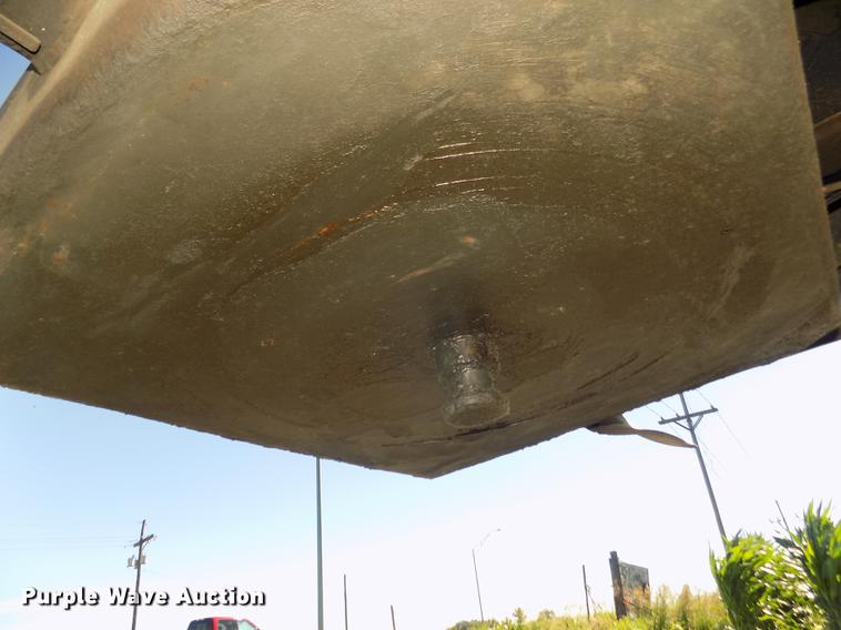 image for item DB8690 1999 Western STR26401 barrel bed end dump trailer