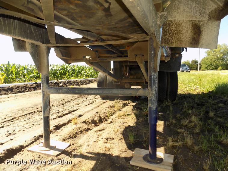 image for item DB8690 1999 Western STR26401 barrel bed end dump trailer