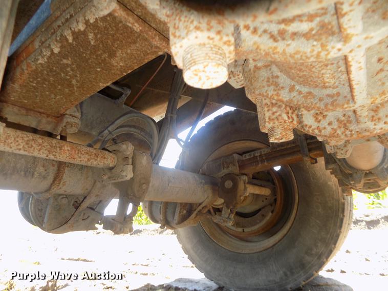 image for item DB8690 1999 Western STR26401 barrel bed end dump trailer