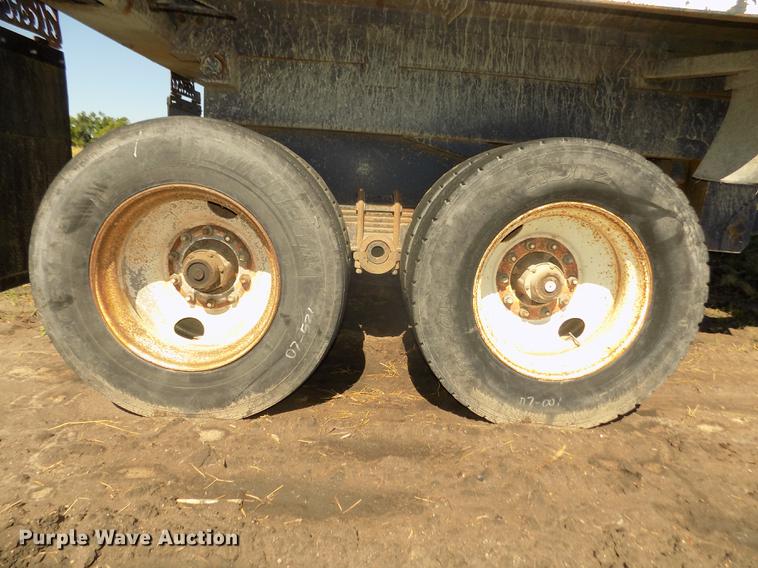image for item DB8690 1999 Western STR26401 barrel bed end dump trailer