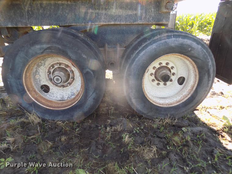 image for item DB8690 1999 Western STR26401 barrel bed end dump trailer