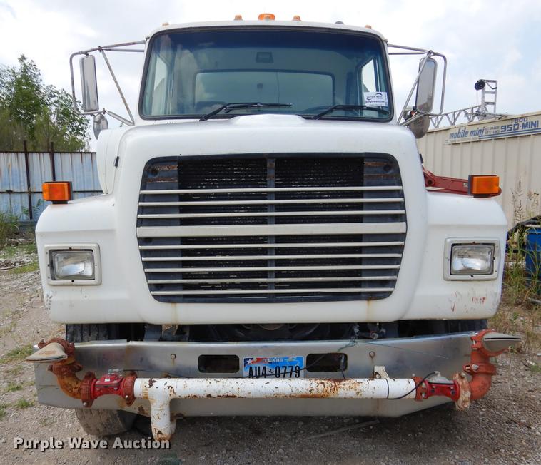 image for item DC5952 1992 Ford LN8000 tank truck