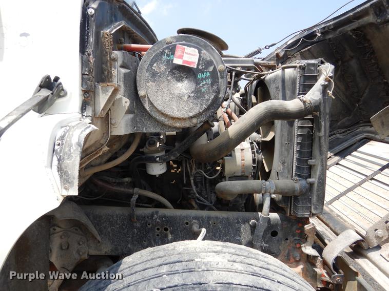 image for item DC5952 1992 Ford LN8000 tank truck