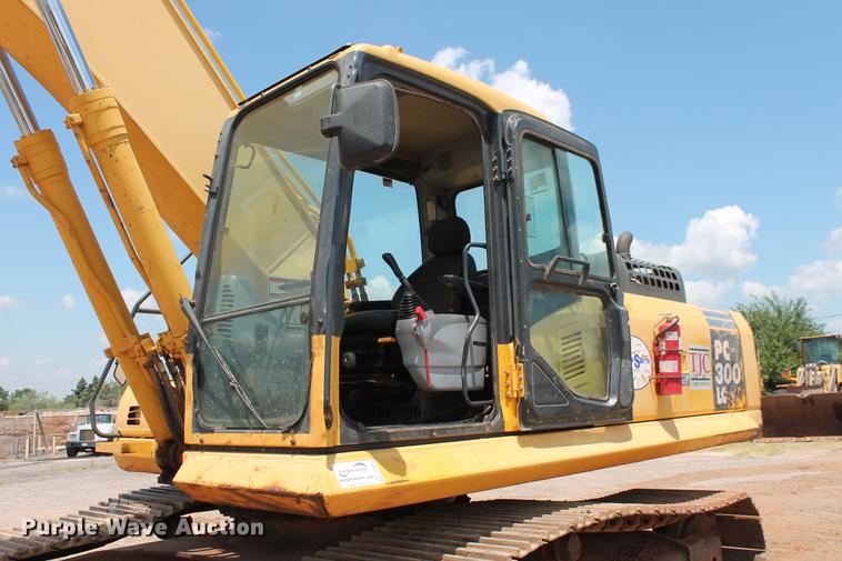 image for item DD4952 2006 Komatsu PC300LC-7E0 excavator