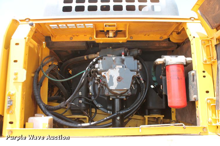 image for item DD4952 2006 Komatsu PC300LC-7E0 excavator