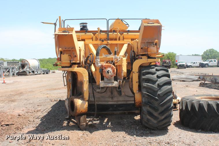 image for item DD4954 1996 CMI RS-650 reclaimer stabilizer