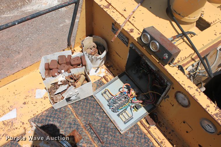 image for item DD4954 1996 CMI RS-650 reclaimer stabilizer