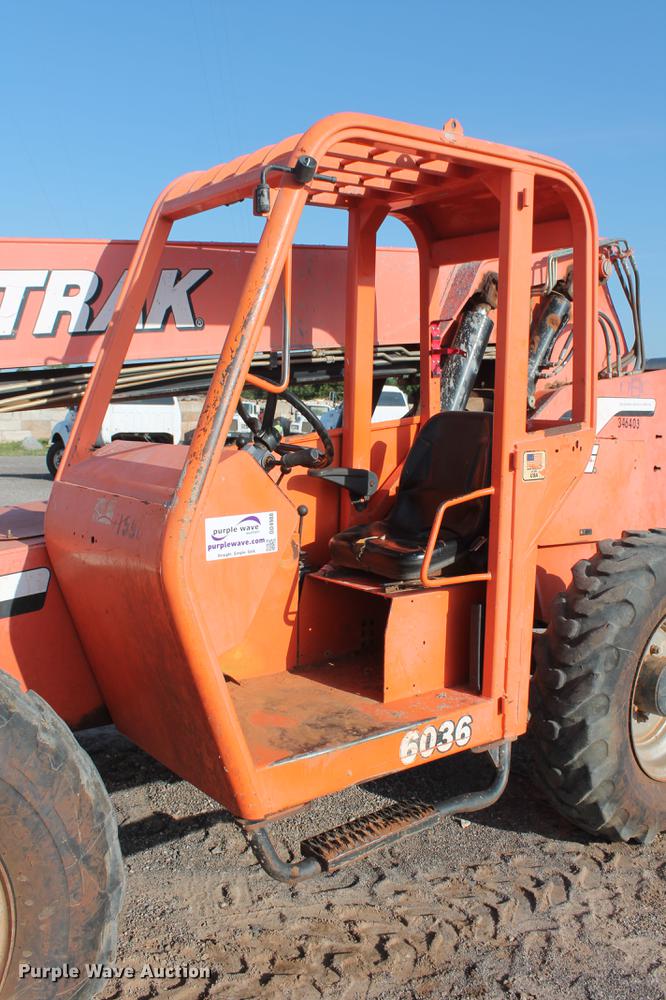image for item DD4988 2007 SkyTrak 6036 telehandler