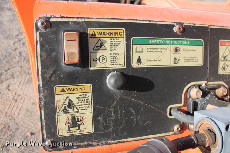 image for item DD4988 2007 SkyTrak 6036 telehandler