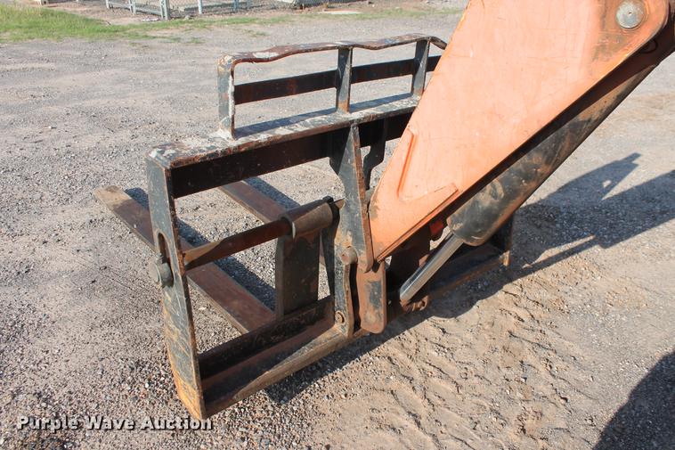 image for item DD4988 2007 SkyTrak 6036 telehandler