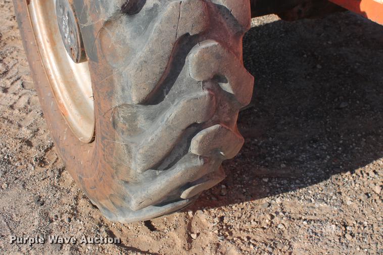 image for item DD4988 2007 SkyTrak 6036 telehandler