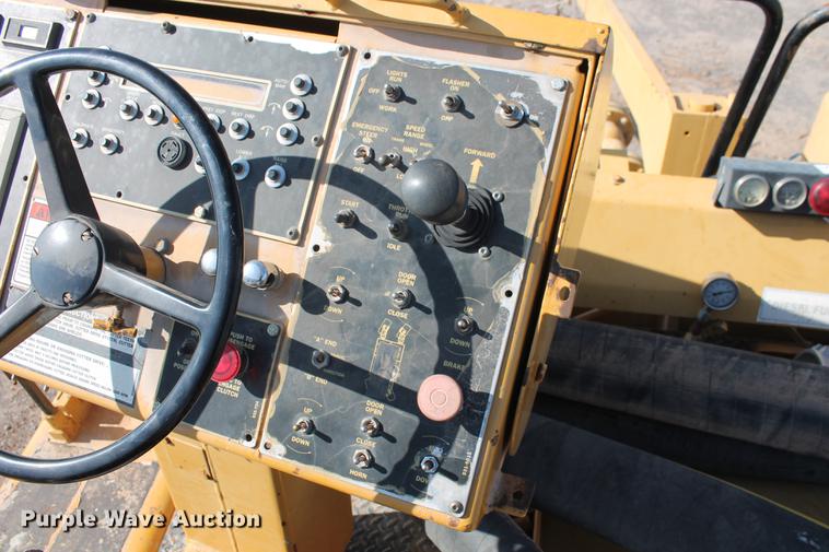 image for item DD4993 1999 CMI RS-650 reclaimer/stabilizer