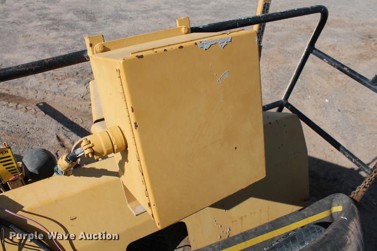 image for item DD4993 1999 CMI RS-650 reclaimer/stabilizer