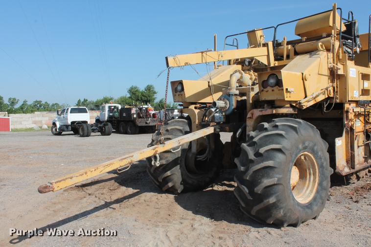 image for item DD4993 1999 CMI RS-650 reclaimer/stabilizer