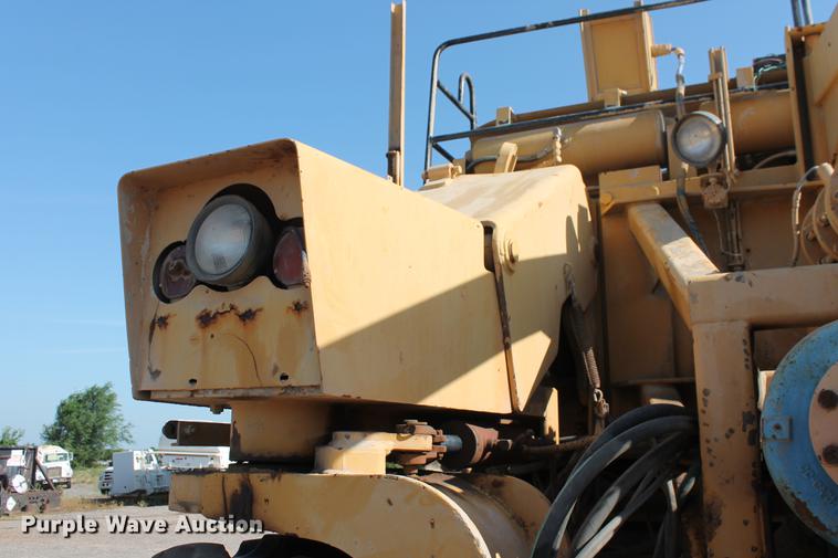 image for item DD4993 1999 CMI RS-650 reclaimer/stabilizer