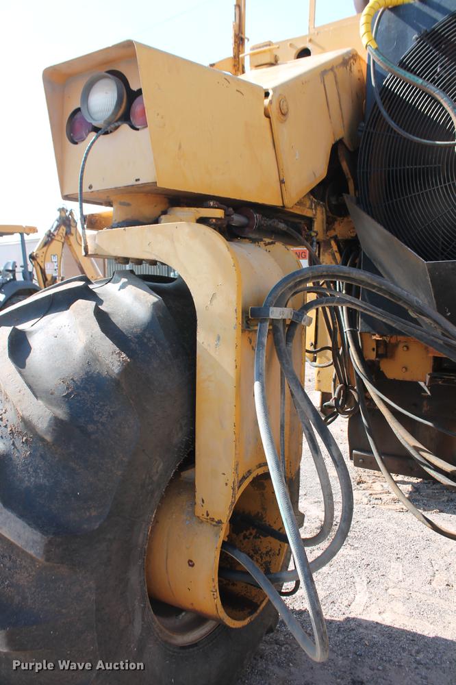 image for item DD4993 1999 CMI RS-650 reclaimer/stabilizer