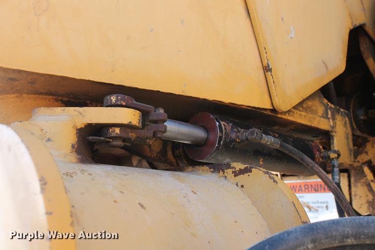 image for item DD4993 1999 CMI RS-650 reclaimer/stabilizer