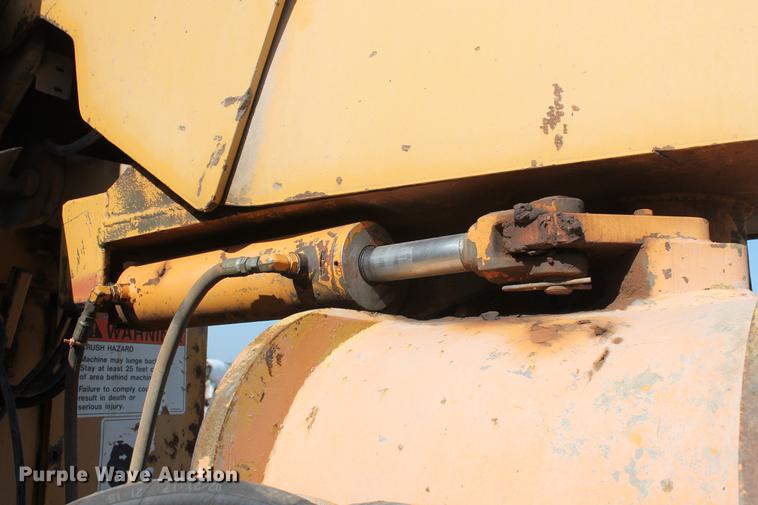 image for item DD4993 1999 CMI RS-650 reclaimer/stabilizer