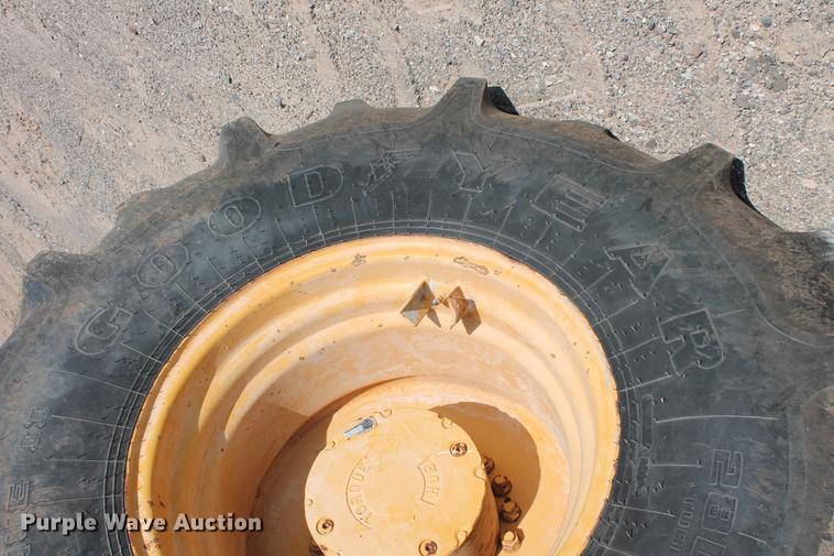 image for item DD4993 1999 CMI RS-650 reclaimer/stabilizer