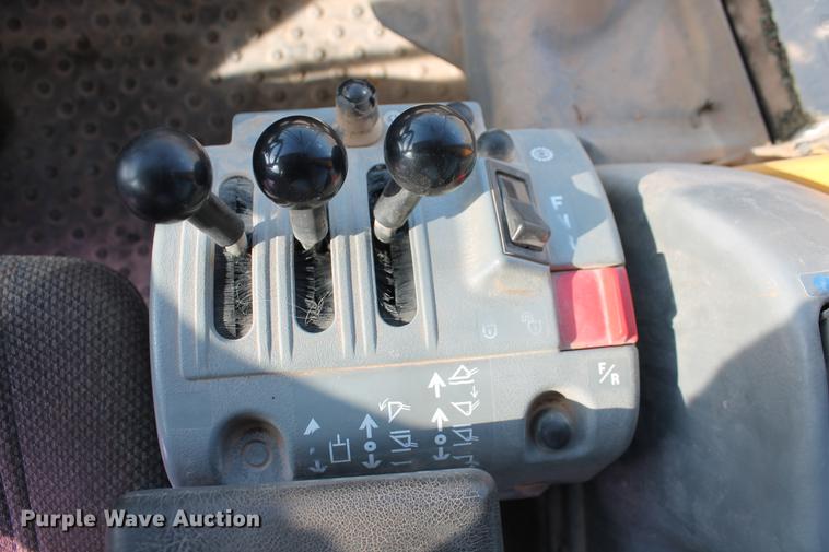 image for item DD4994 2004 Volvo L150E wheel loader