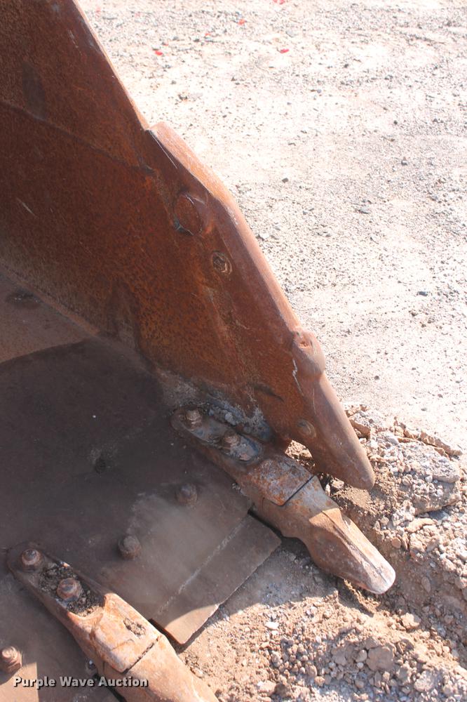 image for item DD4994 2004 Volvo L150E wheel loader