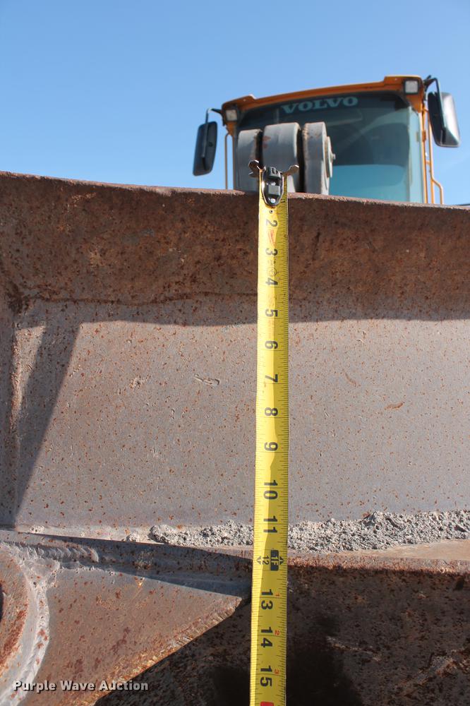 image for item DD4994 2004 Volvo L150E wheel loader