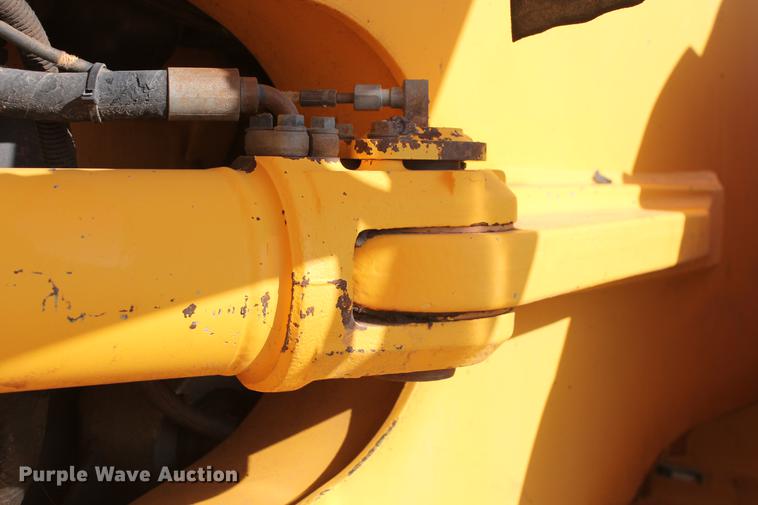 image for item DD4994 2004 Volvo L150E wheel loader